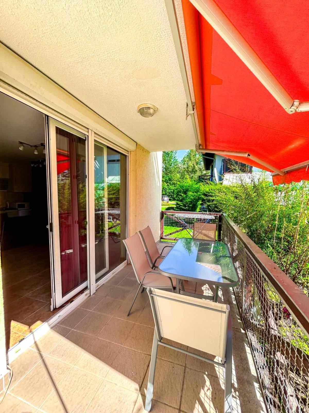 Vadszilva Apartman Балатонёсёд Экстерьер фото