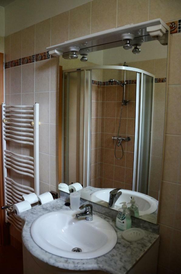Vadszilva Apartman Балатонёсёд Экстерьер фото