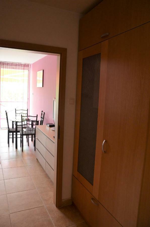 Vadszilva Apartman Балатонёсёд Экстерьер фото